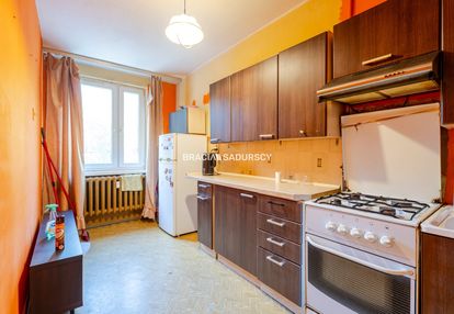 Na stoku-2 piętro-zieleń-spokój-balkon-piwnica