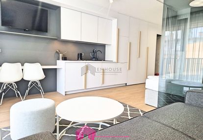 Nowoczesna kawalerka z aneksem sypialnianym