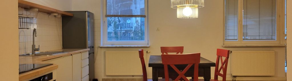 Przy metrze | nowoczesne | garaż | komórka 6 mkw