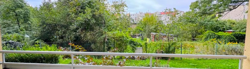 Rozkład-świeżo po remoncie-miejskie-balkon-zieleń