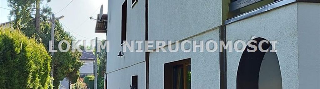 Dom dwurodzinny w dzielnicy zdrój