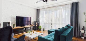 Mieszkanie 3-pokojowe z widokiem na park