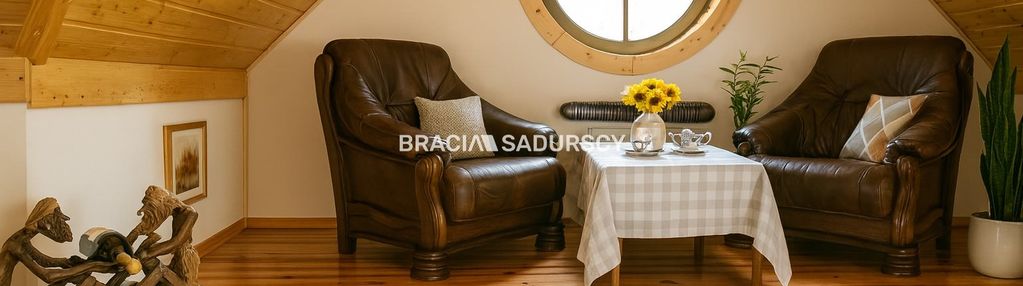 Wygodny rodzinny dom w malowniczej okolicy.