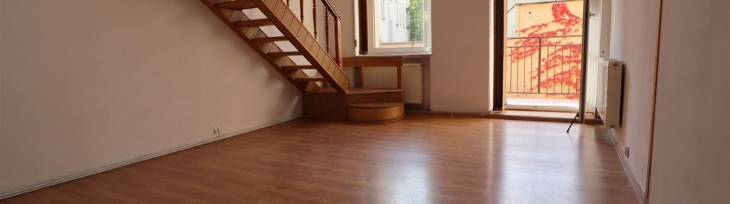 Antresola i balkon – hit na dworcowej