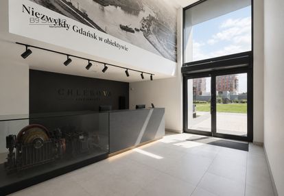 Widok na motławę, fitness, recepcja taras widokowy