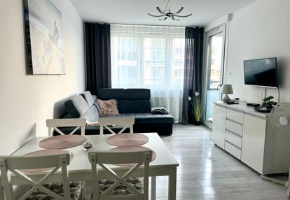 2 pokoje z garażem nad morzem