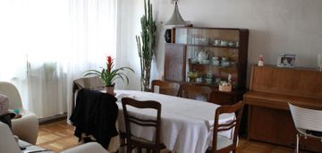 Przestronny dom 200 m² z kominkiem dla 2 rodzin.