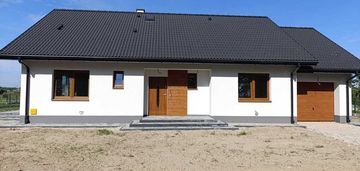 Nowy dom parterowy 128 m2 / 10,50 ara