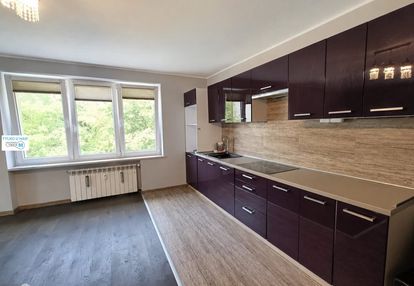 3 pokoje, 2 piętro, duży balkon, po remoncie