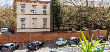 Ochota filtry|2 pokoje|jasne|ciche|winda