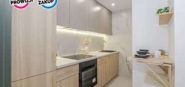 Niezależne 2 pokoje z ogródkiem, po remoncie