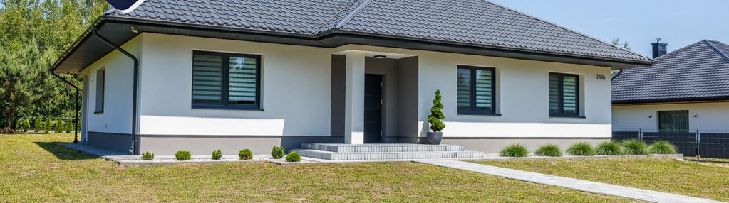 Nowoczesny | parterowy | kominek | p.ciepła | foto