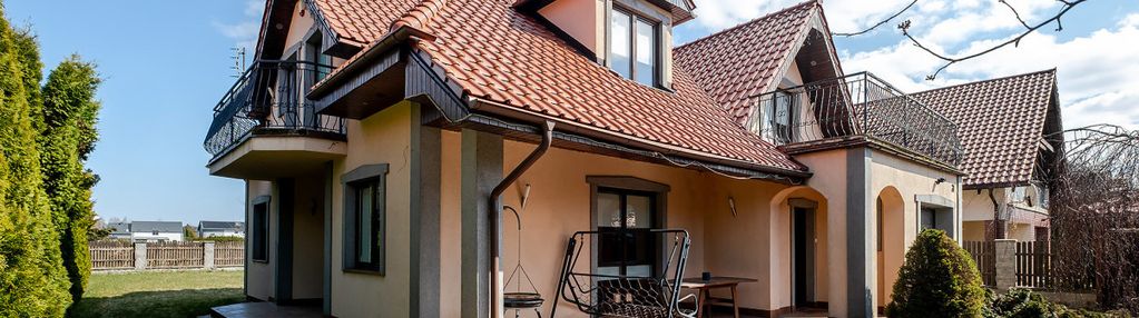 Wolnostojący dom w świetniej lokalizacji