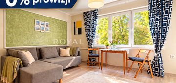 Jasne studio z widokiem na zieleń | 0% prowizji