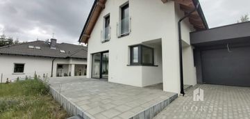 Dom jednorodzinny w lniskach
