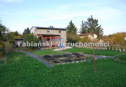 Domek rod 35 m2 + piętro działka 475 m2