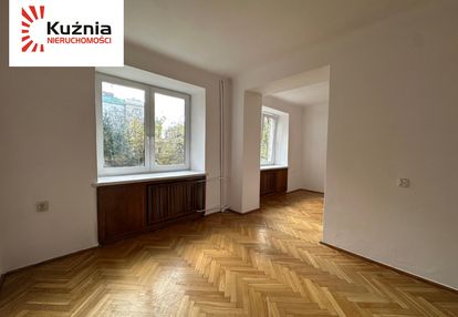 3 oddzielne pokoje, kamienica garaż  winda!