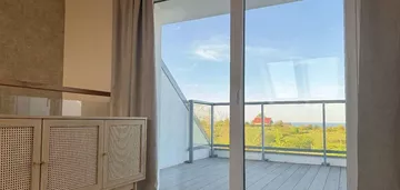 Nowy dwupoziomowy apartament z widokiem na morze