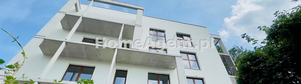 Słoneczne dwa pokoje z balkonem. granica katowic