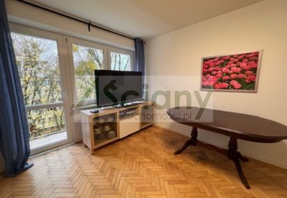 Mieszkanie w ursusie z widokiem na zieloną okolicę