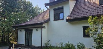 Dom wolnostojący w atrakcyjnej lokalizacji