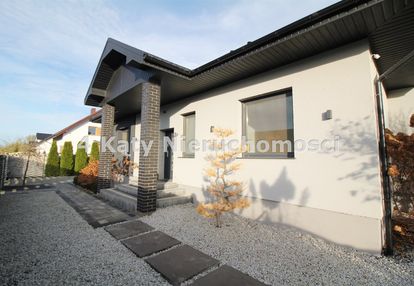 Lewków dom parterowy działka 789 m2 garaż