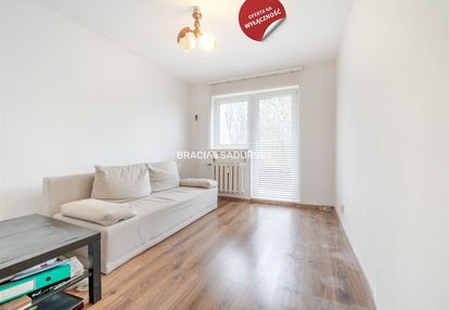 3 pokojowe os kazimierzowskie.