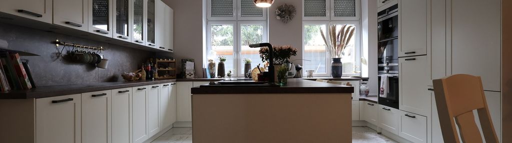 Dom z sauną + ogrodem zimowym po remoncie