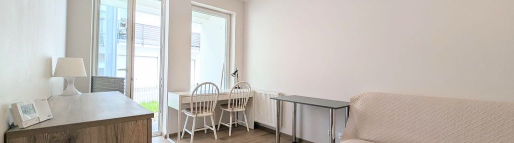 Kawalerka z ogródkiem z wyposażeniem w cenie