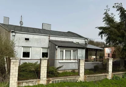 Dom, 108 m², Łask