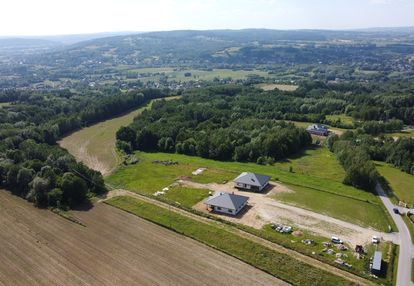 Parterówka w st. deweloperskim /garaż 2-st /widok!