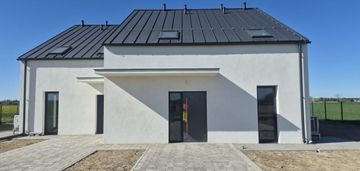 Konarzewo i 104 m2 i 5 sypialni i ogród 440 m2