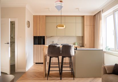 Słoneczne 2 pok. w kamienicy przy metrze wierzbno