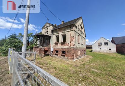 Przestronny dom z dużą stodołą i bud. gospodarczym