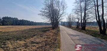 Działki budowlane - prąd, woda, światłowód