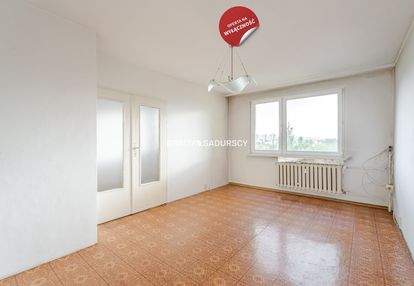 M-3 pok, 4 piętro balkon ul. gołaśka do remontu