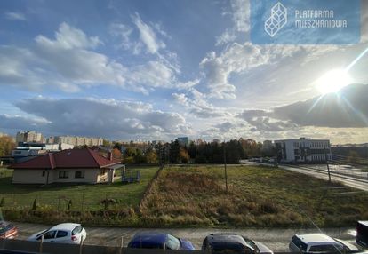 Blisko bródna_dla rodziny_ z poddazem_blisko metro