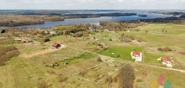 Działka w pobliżu jeziora z możliwością zabudowy