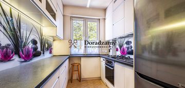 Trzy niezależne pokoje na niskim piętrze