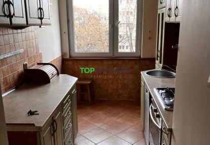 Klasyczne 3 pokoje z oddzielną kuchnią, metro