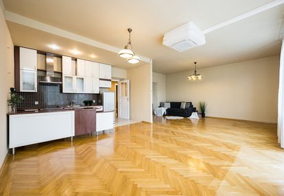 105 m m, klimatyzacja, balkony, al. słowackiego