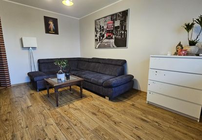 Na sprzedaż przytulne 2
pokojowe mieszkanie 40m2 w samym sercu ostrołęki