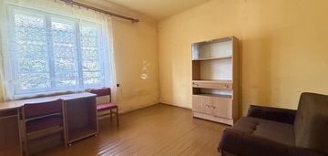 Otwock świerk – dom, stodoła i duża działka