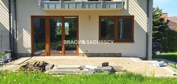 Dom,zabudowa bliźniacza,libertów,do wykończenia