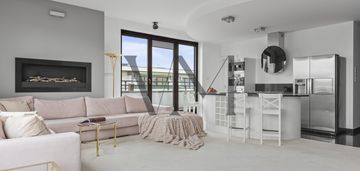 Klimatyczny, przestronny apartament ul. bruzdowa