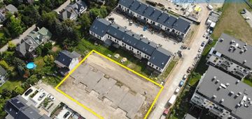 Działka z pnb pod zabudowę szeregową