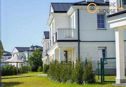 Dom z ogrodem |pogórze | z widokiem na morze