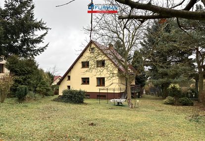 Dom z lat 90 z dużą działką; piła/gładyszewo