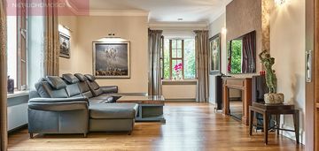 Wyjątkowa rezydencja na zalesiu.