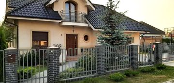 Dom w kiełczowie | 3 sypialnie | tereny zielone